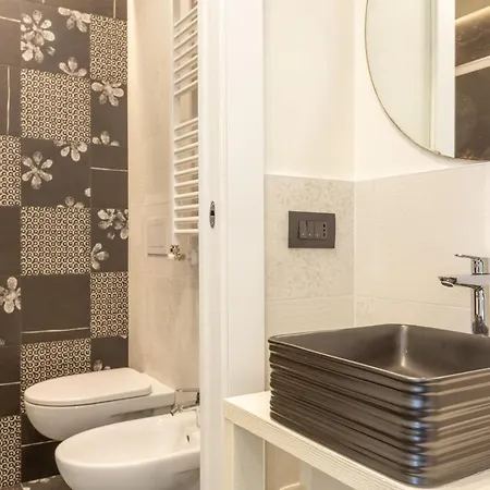 1fo6 Navigli-duomo Luxury Milaan